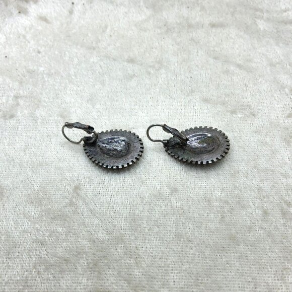 Vintage Pewter Teardrop Shaped Metal Beaded Lever Back Earrings - Picture 5 of 5
